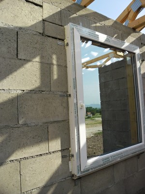 Detail monte okna na vnitn stnu obvodovho zdiva
